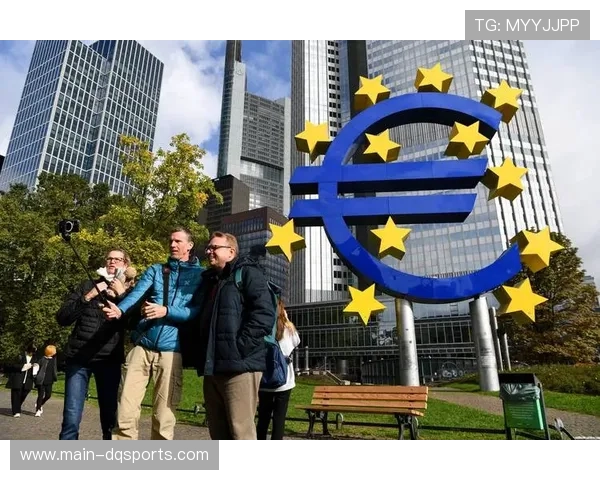 里埃拉转会费揭秘，法兰克福投资百万欧布局长期规划